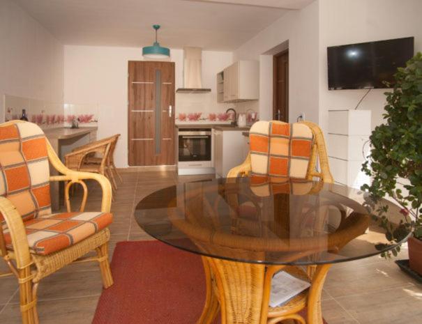 Hospoda-Ferienhaus Am Olba-See Malschwitz エクステリア 写真